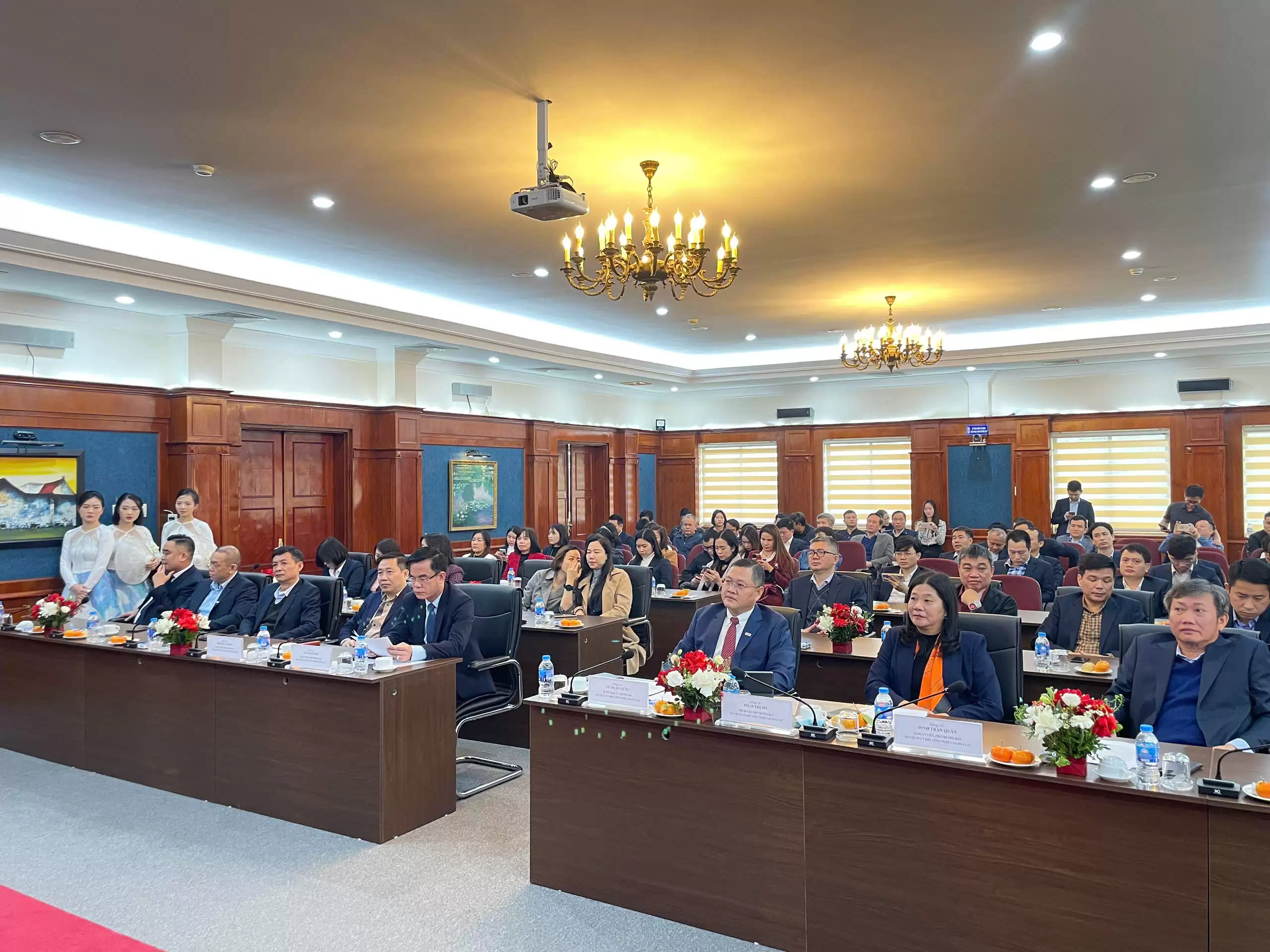 Khu CNC Hòa Lạc: “Quyết tâm, sáng tạo và đồng lòng” hoàn thành kế hoạch năm 2025