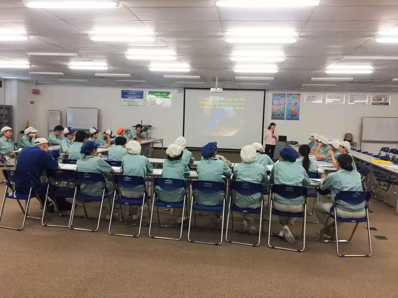 Huấn luyện an toàn lao động, vệ sinh lao động – Nhóm 2: Cán bộ chuyên trách, phụ trách An toàn LĐ của DN