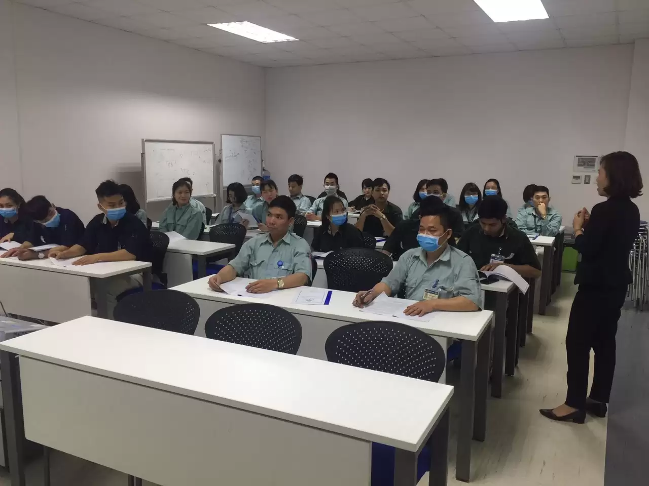 Huấn luyện an toàn lao động, vệ sinh lao động – Nhóm 3: Người lao động làm những công việc có yêu cầu nghiêm ngặt